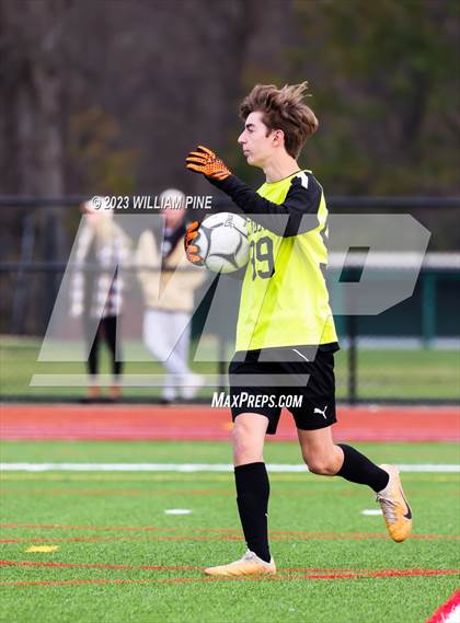 Thumbnail 1 in Arlington vs Kingston (NYSPHSAA Class AAA Regional Final) photogallery.