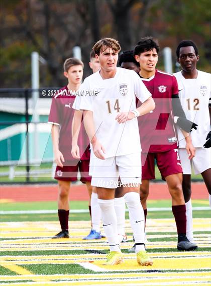 Thumbnail 1 in Arlington vs Kingston (NYSPHSAA Class AAA Regional Final) photogallery.