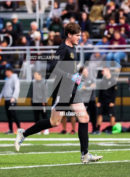 Thumbnail 1 in Arlington vs Kingston (NYSPHSAA Class AAA Regional Final) photogallery.