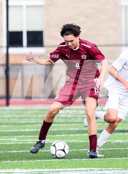 Thumbnail 3 in Arlington vs Kingston (NYSPHSAA Class AAA Regional Final) photogallery.