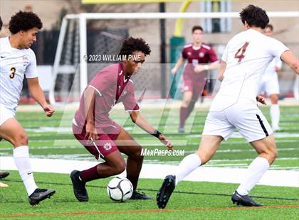 Thumbnail 2 in Arlington vs Kingston (NYSPHSAA Class AAA Regional Final) photogallery.