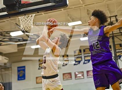 Thumbnail 1 in Muncie Central @ Columbia City (Delta Holiday Classic) photogallery.