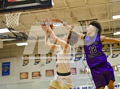 Thumbnail 2 in Muncie Central @ Columbia City (Delta Holiday Classic) photogallery.