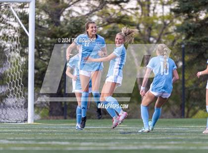 Thumbnail 2 in Valor Christian @ Mountain Vista (CHSAA 5A Playoffs Round 2) photogallery.