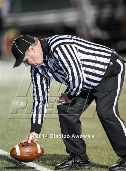 Thumbnail 3 in Ennis vs The Colony (UIL 5A Division II Regional Playoff) photogallery.
