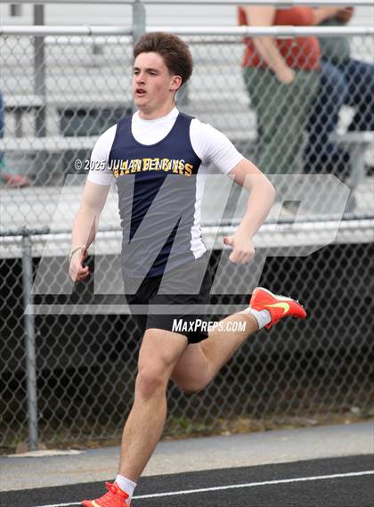 Thumbnail 3 in Wes Lowe Invitational Track Meet photogallery.