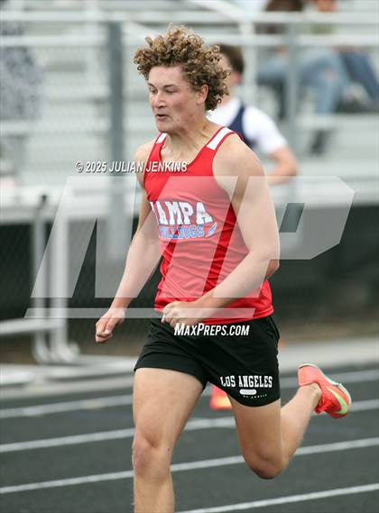 Thumbnail 3 in Wes Lowe Invitational Track Meet photogallery.