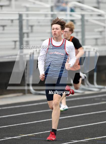 Thumbnail 2 in Wes Lowe Invitational Track Meet photogallery.