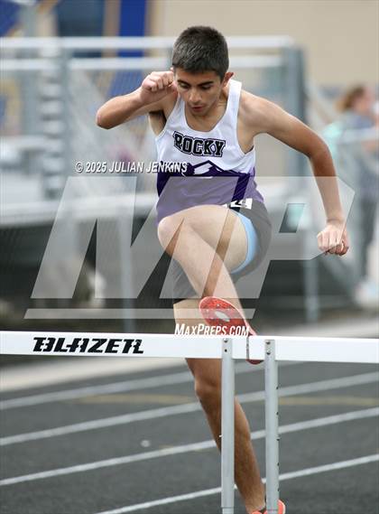 Thumbnail 1 in Wes Lowe Invitational Track Meet photogallery.