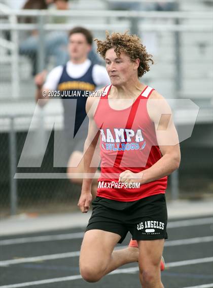 Thumbnail 1 in Wes Lowe Invitational Track Meet photogallery.