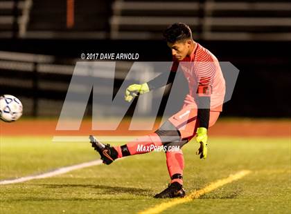 Thumbnail 2 in Wayland vs. Watertown (MIAA Division 3 North Semifinal) photogallery.