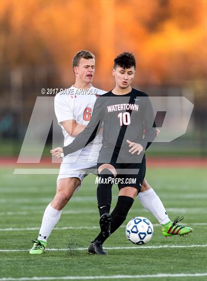 Thumbnail 1 in Wayland vs. Watertown (MIAA Division 3 North Semifinal) photogallery.