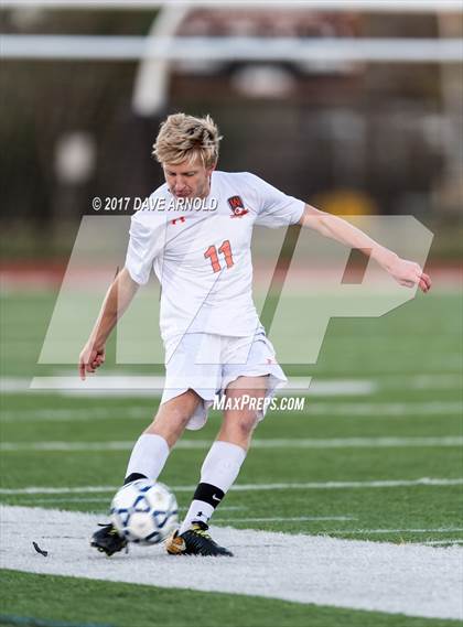 Thumbnail 2 in Wayland vs. Watertown (MIAA Division 3 North Semifinal) photogallery.