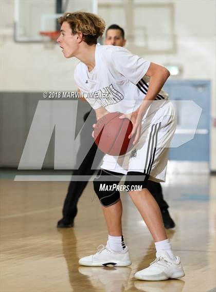 Thumbnail 1 in La Puente vs. Malibu (CIF 5AAA 3rd Round Playoff) photogallery.