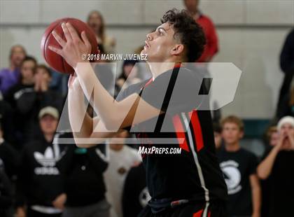 Thumbnail 3 in La Puente vs. Malibu (CIF 5AAA 3rd Round Playoff) photogallery.
