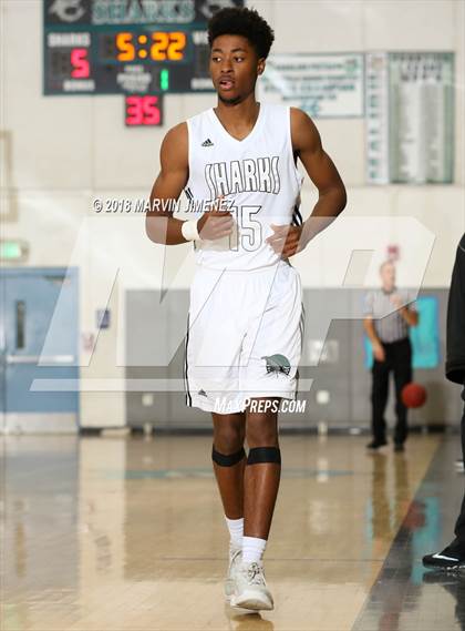 Thumbnail 3 in La Puente vs. Malibu (CIF 5AAA 3rd Round Playoff) photogallery.