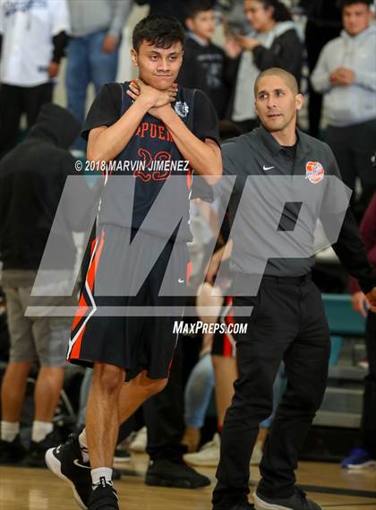 Thumbnail 2 in La Puente vs. Malibu (CIF 5AAA 3rd Round Playoff) photogallery.