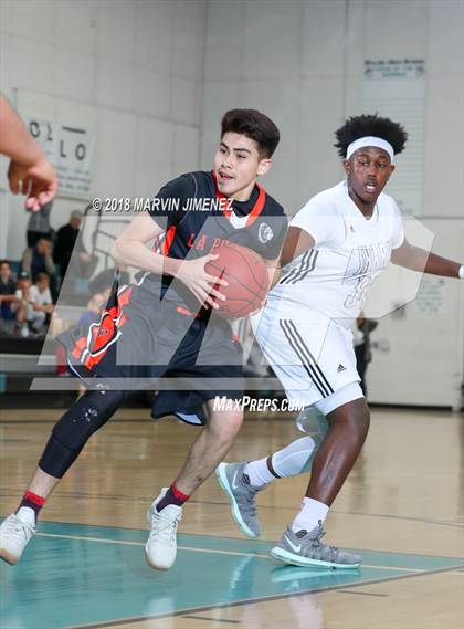 Thumbnail 3 in La Puente vs. Malibu (CIF 5AAA 3rd Round Playoff) photogallery.