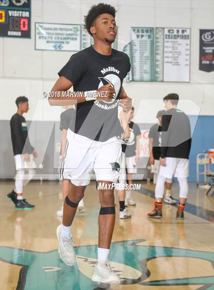Thumbnail 1 in La Puente vs. Malibu (CIF 5AAA 3rd Round Playoff) photogallery.