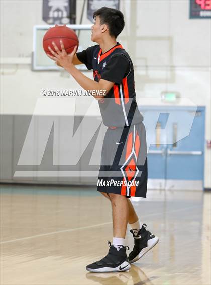 Thumbnail 2 in La Puente vs. Malibu (CIF 5AAA 3rd Round Playoff) photogallery.