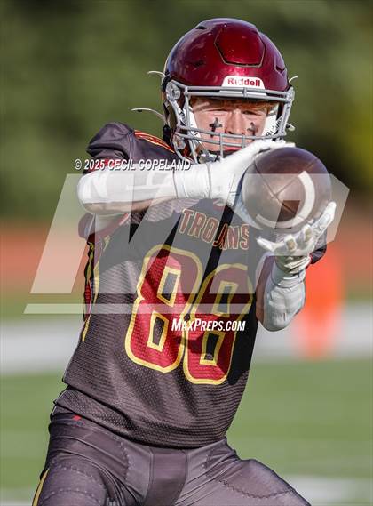 Thumbnail 2 in Lassiter vs Campbell (scrimmage) photogallery.