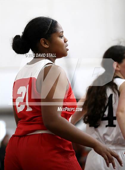 Thumbnail 2 in Moulton vs Bellville (Schulenburg Lady Horn Varsity Tournament) photogallery.