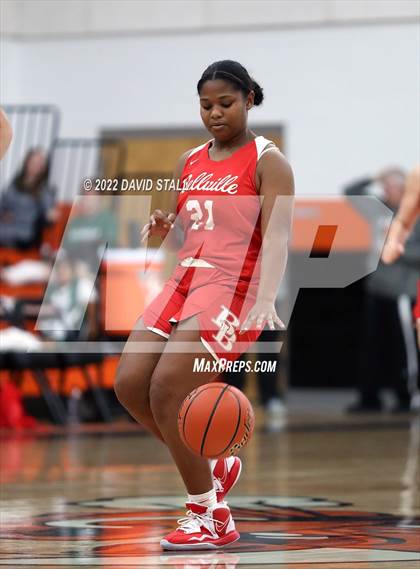 Thumbnail 3 in Moulton vs Bellville (Schulenburg Lady Horn Varsity Tournament) photogallery.