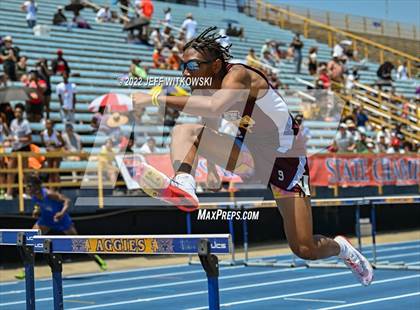 Thumbnail 2 in NCHSAA 2A/3A Track Championships photogallery.