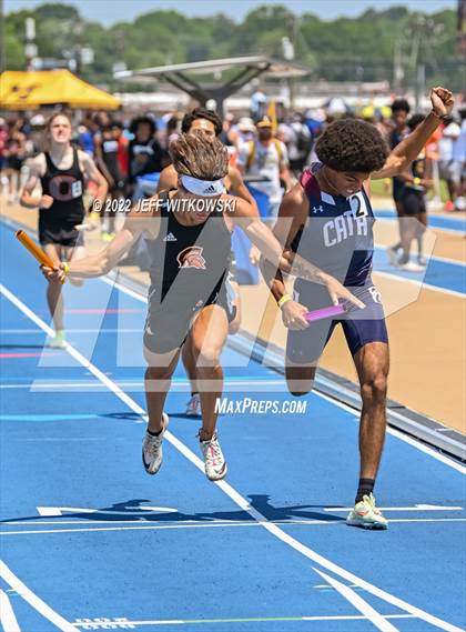 Thumbnail 3 in NCHSAA 2A/3A Track Championships photogallery.