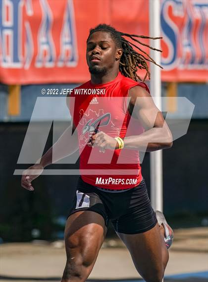 Thumbnail 3 in NCHSAA 2A/3A Track Championships photogallery.