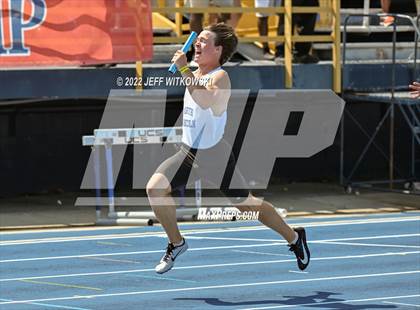 Thumbnail 3 in NCHSAA 2A/3A Track Championships photogallery.