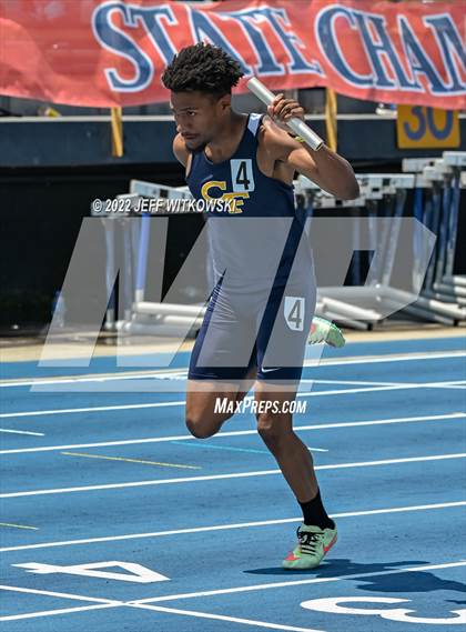 Thumbnail 2 in NCHSAA 2A/3A Track Championships photogallery.
