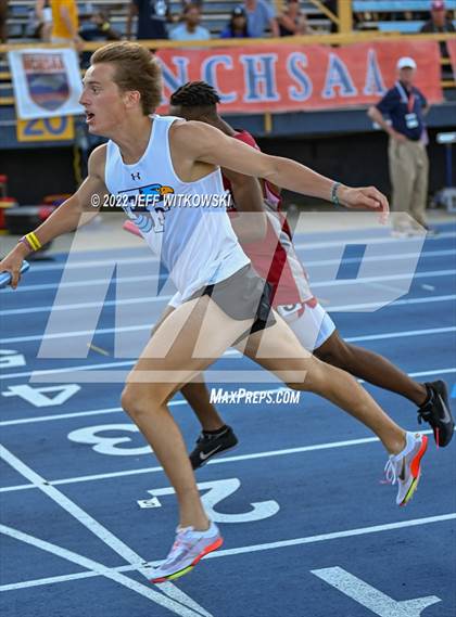 Thumbnail 3 in NCHSAA 2A/3A Track Championships photogallery.
