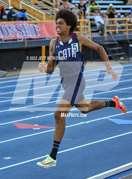 Thumbnail 1 in NCHSAA 2A/3A Track Championships photogallery.