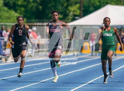 Thumbnail 2 in NCHSAA 2A/3A Track Championships photogallery.