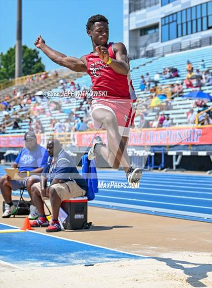 Thumbnail 2 in NCHSAA 2A/3A Track Championships photogallery.