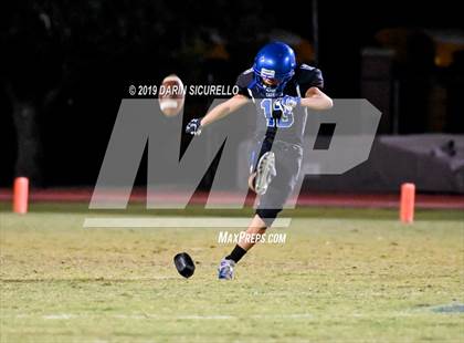 Thumbnail 2 in Chandler vs Perry photogallery.