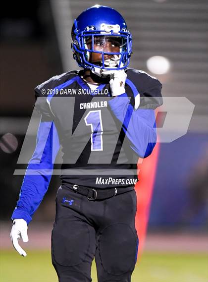 Thumbnail 1 in Chandler vs Perry photogallery.