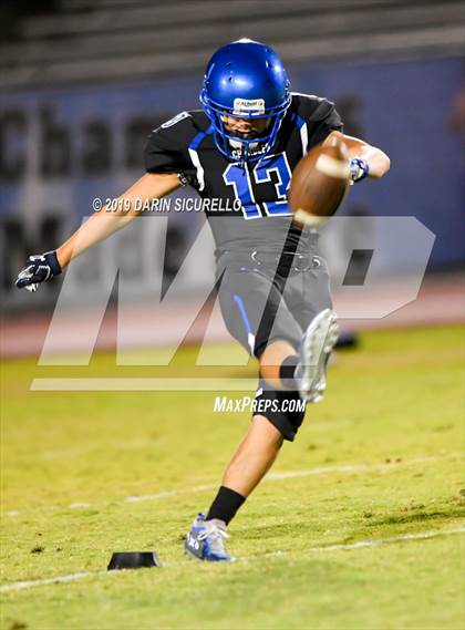 Thumbnail 3 in Chandler vs Perry photogallery.