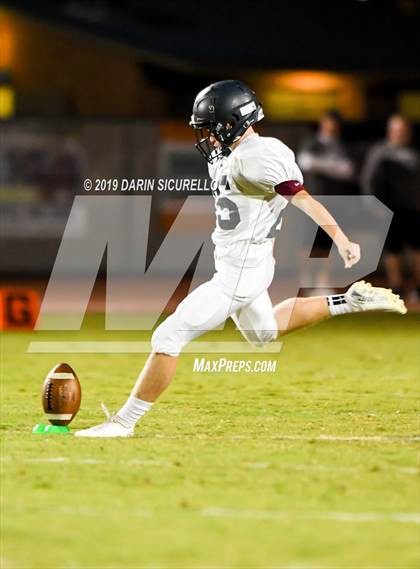 Thumbnail 2 in Chandler vs Perry photogallery.