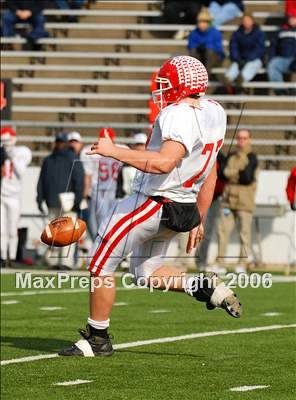 Thumbnail 2 in Kennedy vs St. Henry (D5 State Final) photogallery.