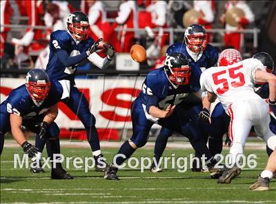 Thumbnail 3 in Kennedy vs St. Henry (D5 State Final) photogallery.
