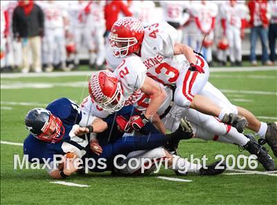 Thumbnail 1 in Kennedy vs St. Henry (D5 State Final) photogallery.