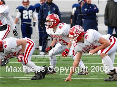 Thumbnail 2 in Kennedy vs St. Henry (D5 State Final) photogallery.
