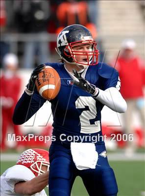 Thumbnail 3 in Kennedy vs St. Henry (D5 State Final) photogallery.