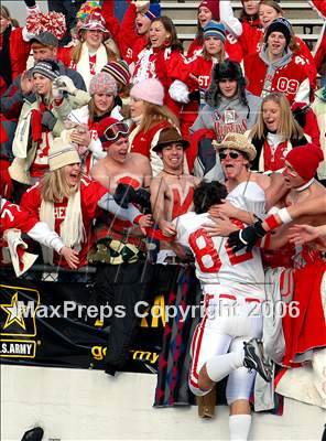 Thumbnail 3 in Kennedy vs St. Henry (D5 State Final) photogallery.