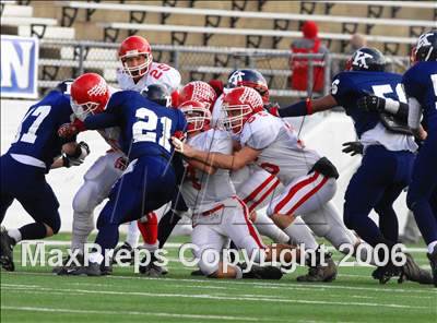 Thumbnail 1 in Kennedy vs St. Henry (D5 State Final) photogallery.