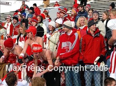 Thumbnail 2 in Kennedy vs St. Henry (D5 State Final) photogallery.