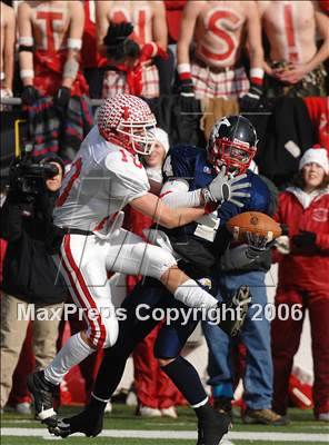 Thumbnail 3 in Kennedy vs St. Henry (D5 State Final) photogallery.