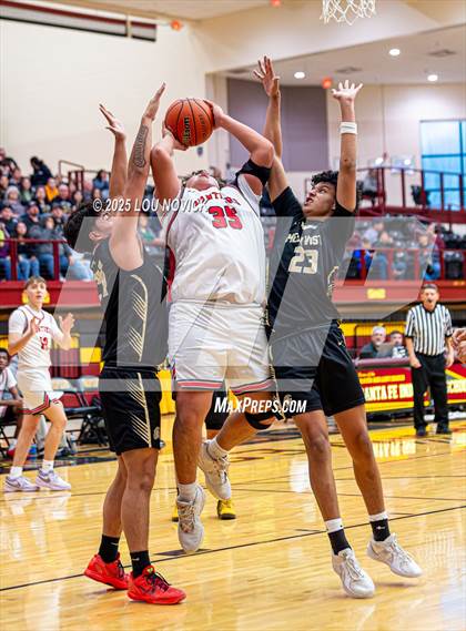 Thumbnail 3 in Mesa Vista @ Menaul (Braves Invite at Santa Fe Indian School) photogallery.